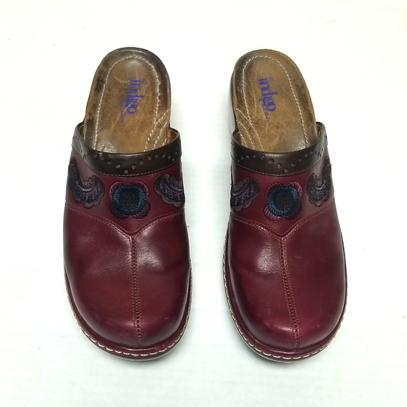 INDIGO BY CLARKS CLOGS - Picture 1 of 12